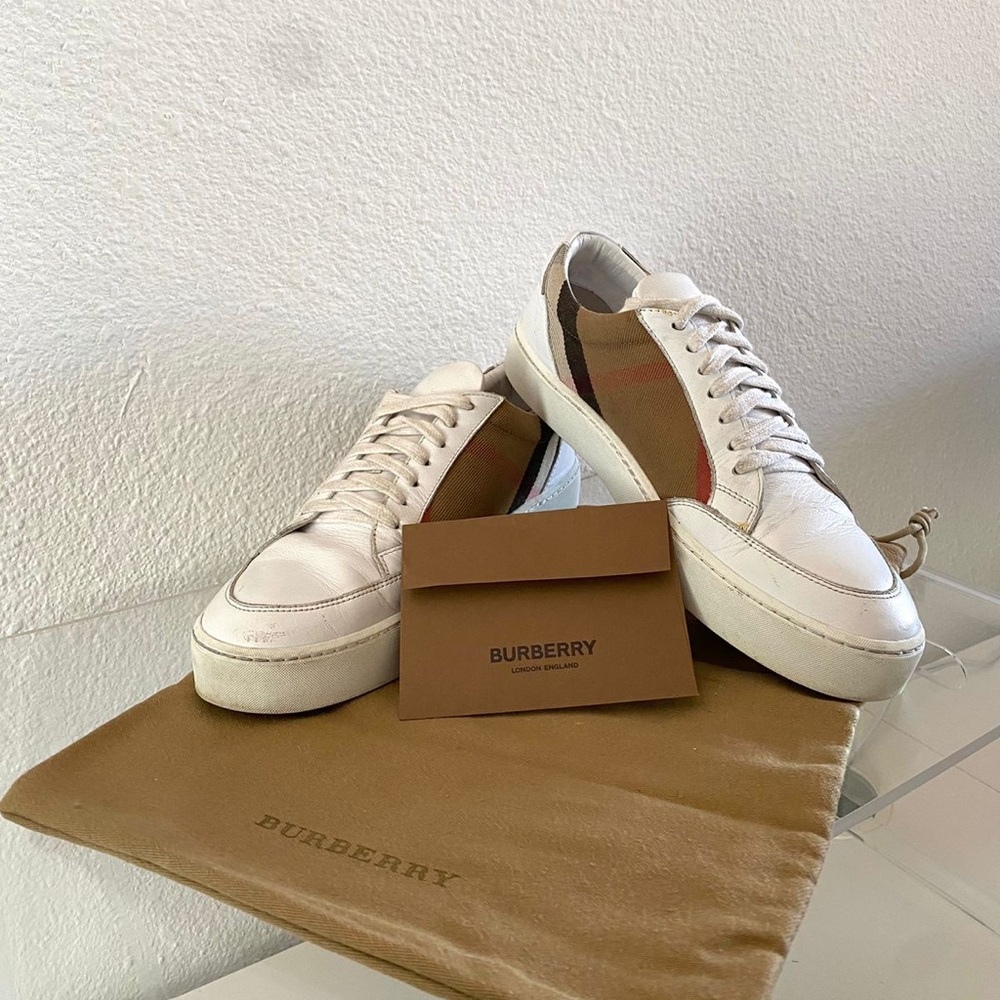BURBERRY SNEAKERS